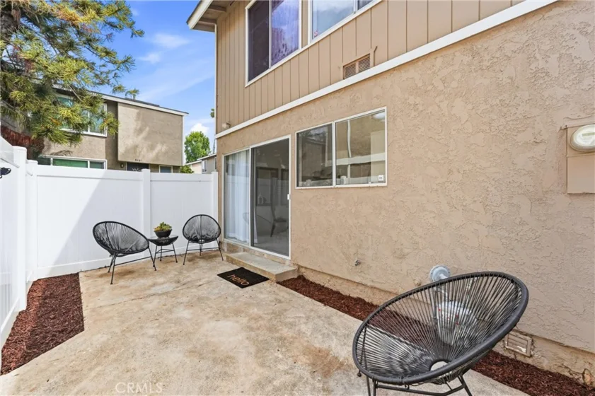 8437 El Arroyo photo 15