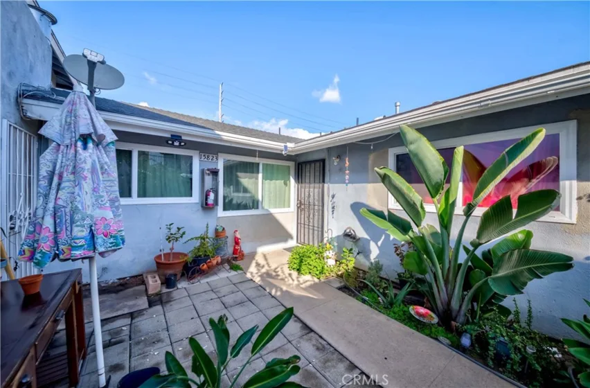 15821 S Myrtle photo 6