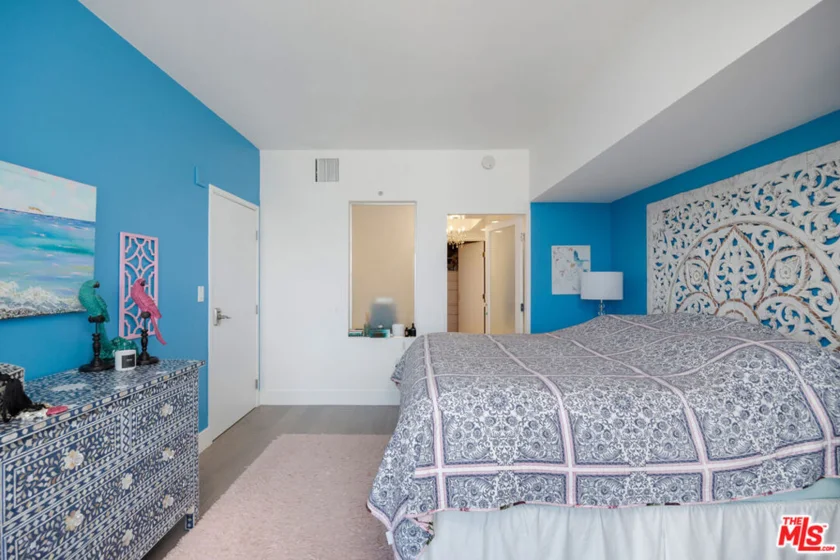 13700 Marina Pointe Drive #1016 photo 11