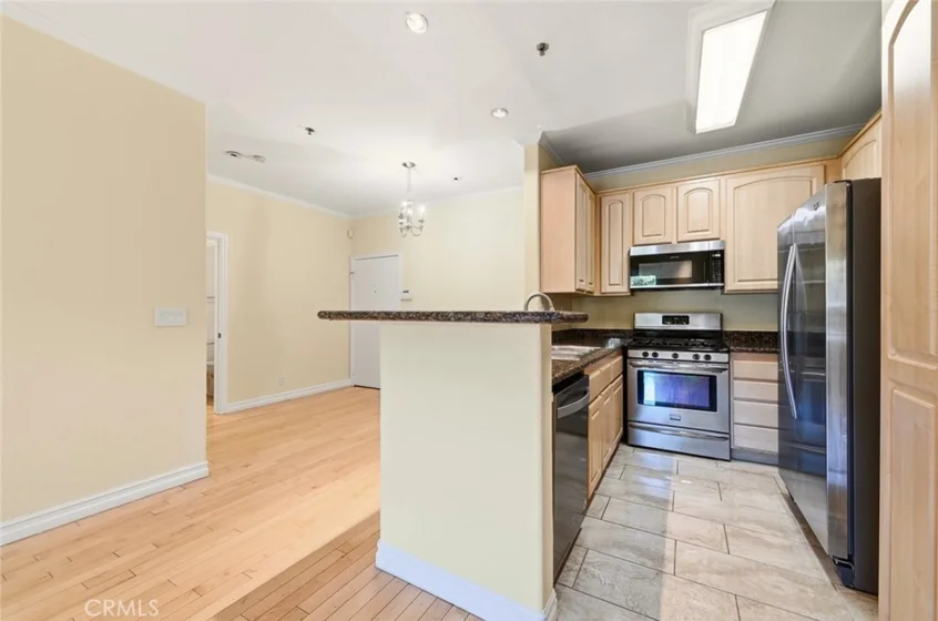 300 N N El Molino Avenue #107 photo 10