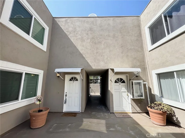 49 N Parkwood #7 photo 2