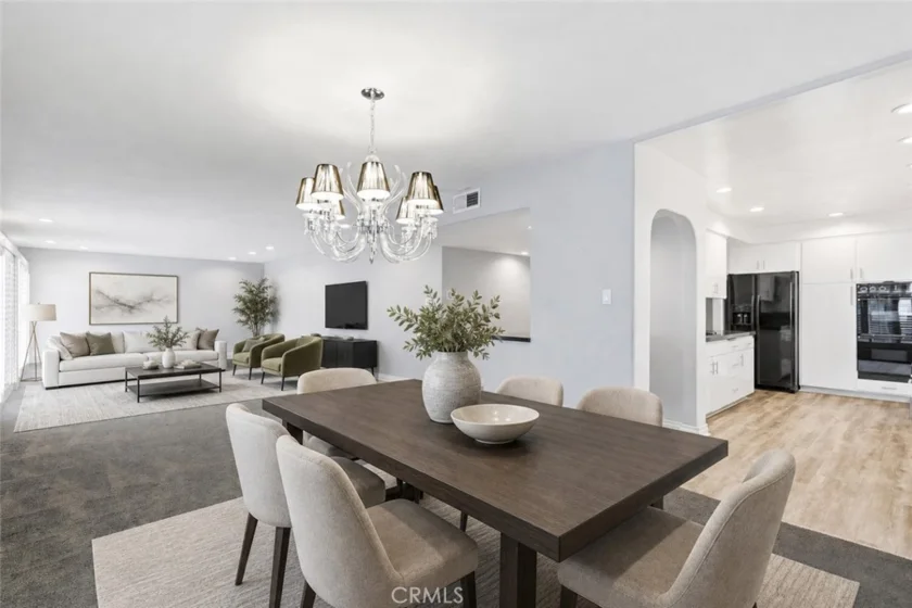 16012 Moorpark #302A photo 15