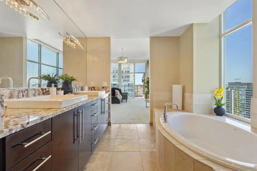 1262 Kettner Boulevard #2701 photo 30