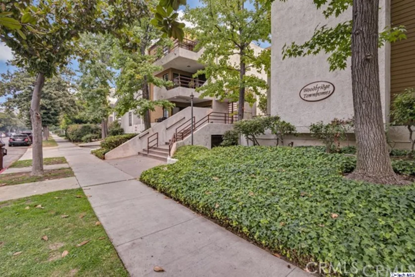 400 N Louise Street #206 photo 1