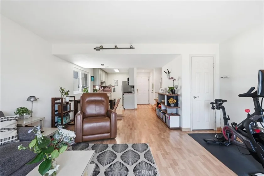 1355 Loma Avenue #310 photo 13