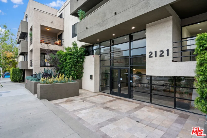 2121 Beloit Avenue #201 photo 1