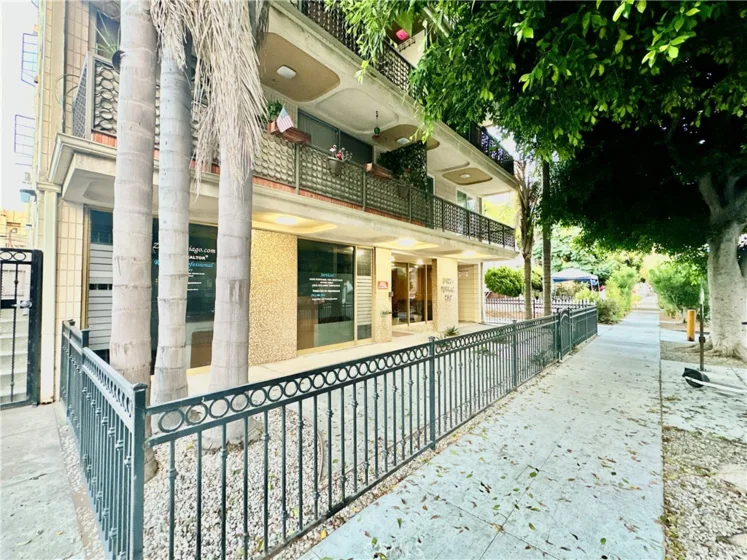 230 Linden Avenue #306 photo 1