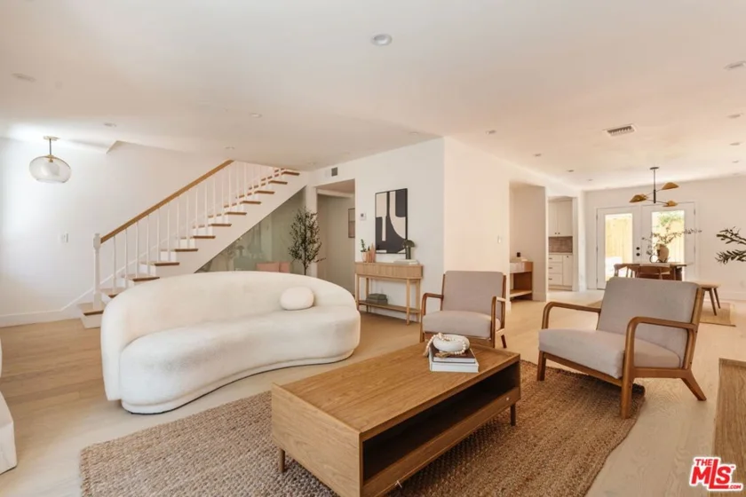 1337 Centinela Avenue #2 photo 1