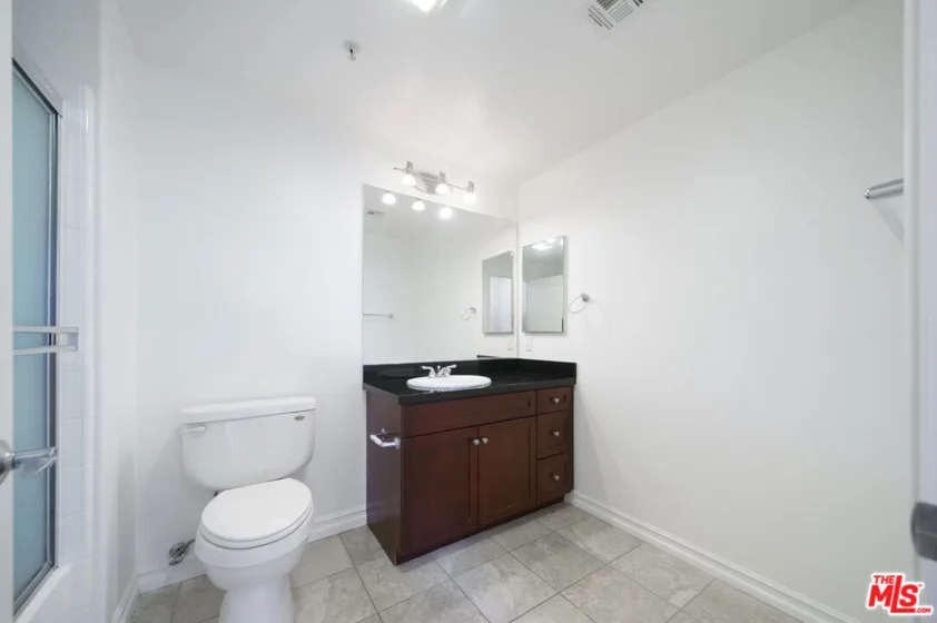 629 Traction Avenue #511 photo 8