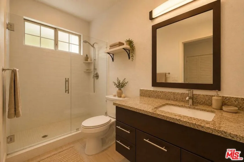 585 N Rossmore Avenue #209 photo 5