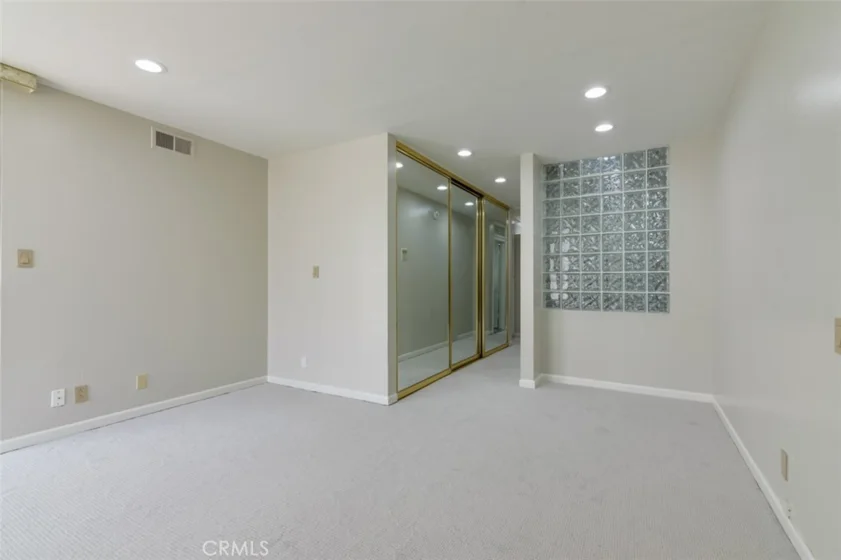 441 N Oakhurst #604 photo 13