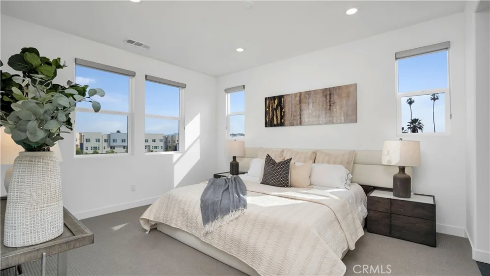 1669 W Lincoln Avenue #102 photo 19