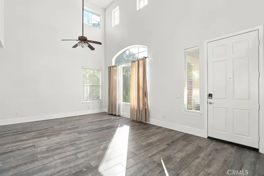 23990 Hollingsworth photo 7