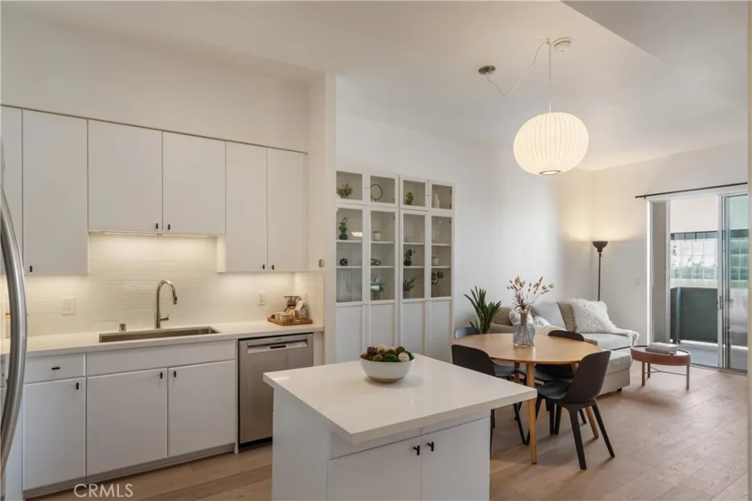 488 E Ocean Boulevard #1209 photo 1