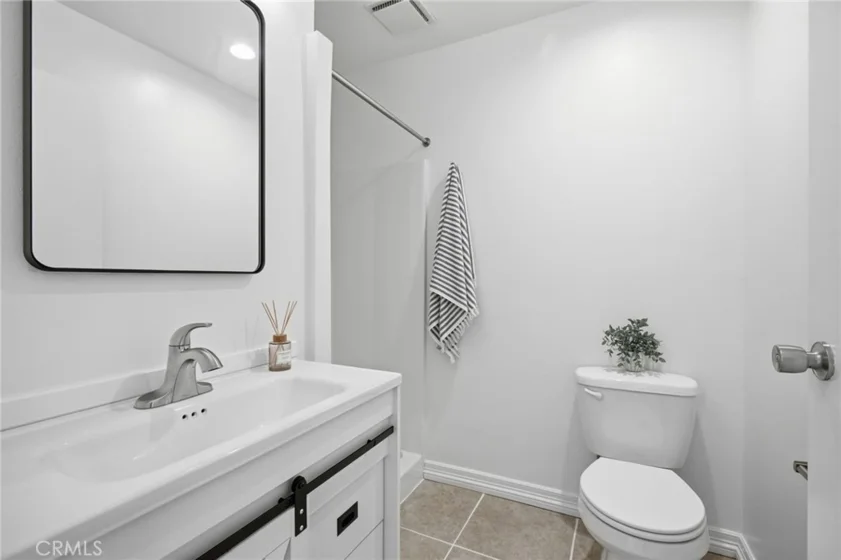 4018 Redwood Avenue #B photo 12