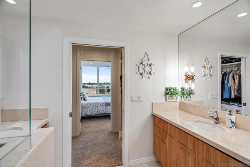 700 W Harbor Drive #705 photo 21