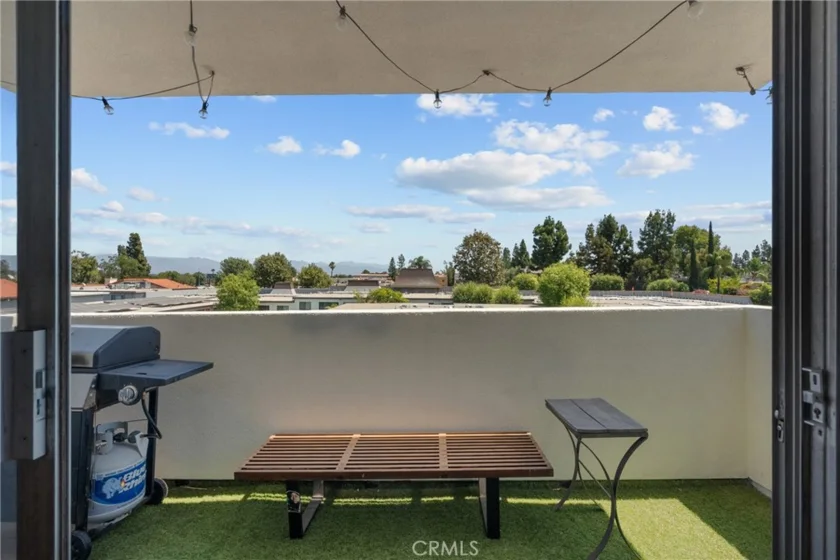 5454 Zelzah Avenue #309 photo 18