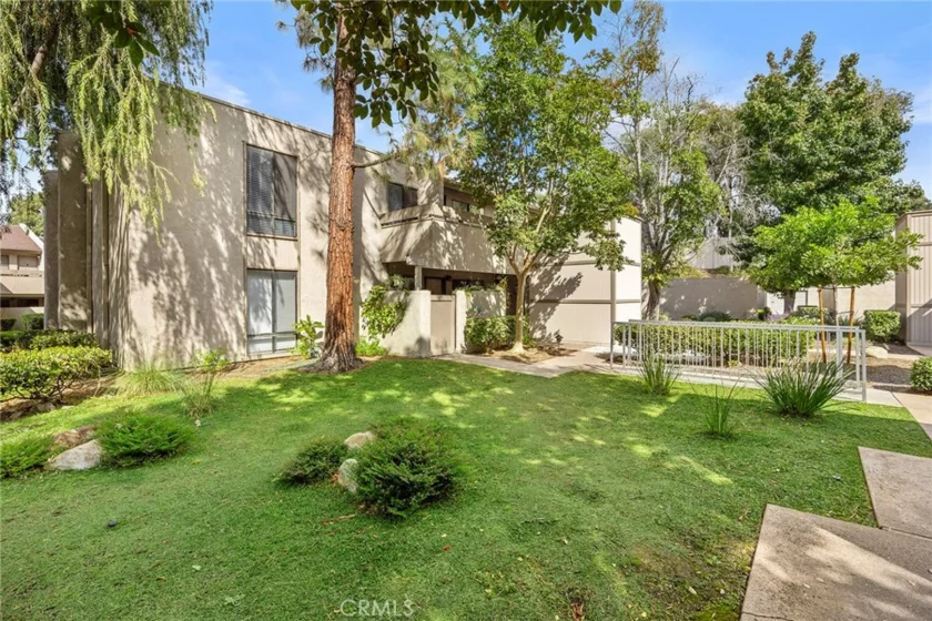 3038 S Associated Road #71 photo 1