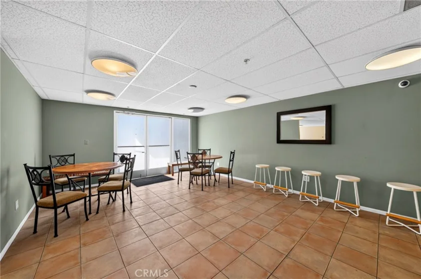11124 Burbank Boulevard #108 photo 39