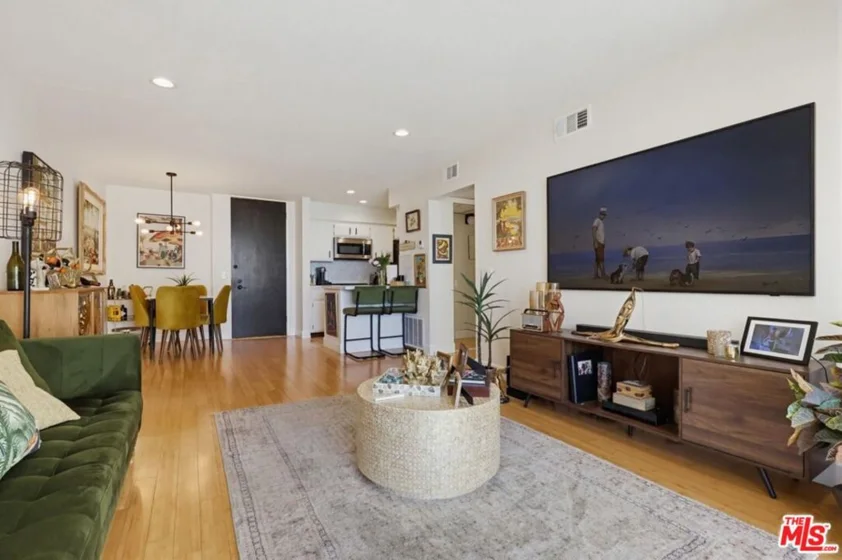1140 E Ocean Boulevard #220 photo 14