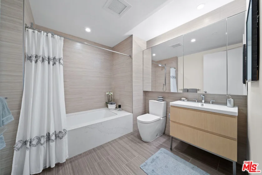 877 Francisco Street #2903 photo 9