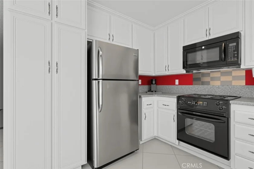 7043 Fulton Way photo 13