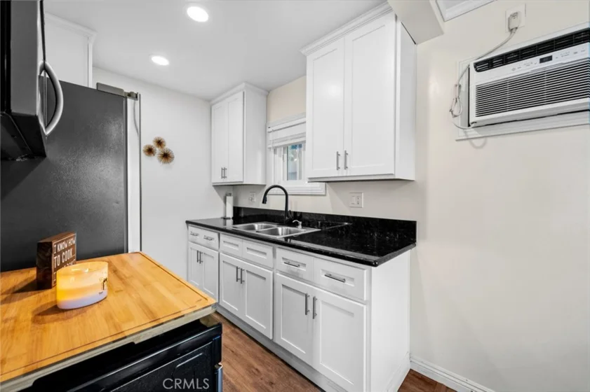 3822 E 1st #1 photo 22