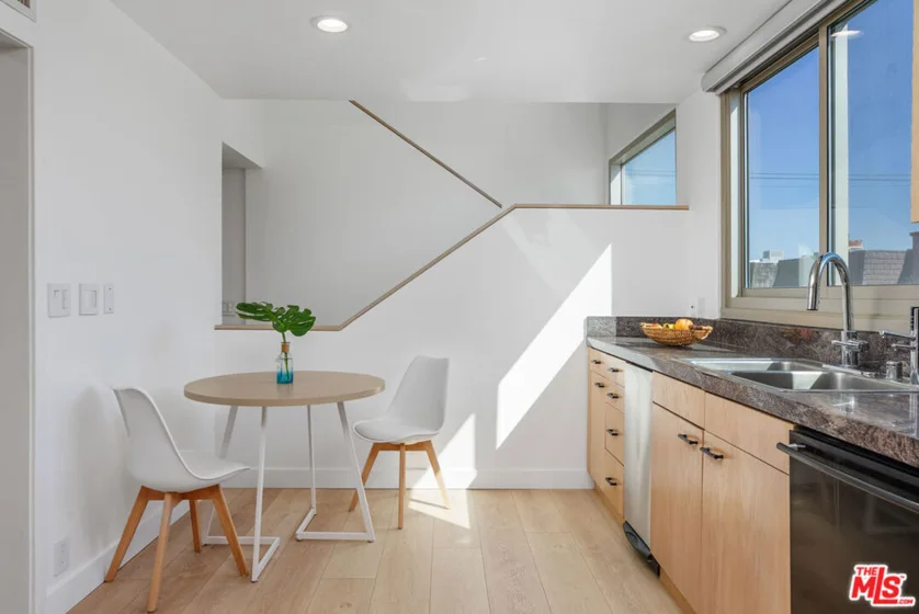 4 Jib Street #13 photo 16