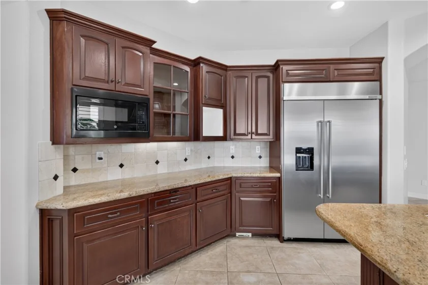 21100 Paseo Montana photo 18