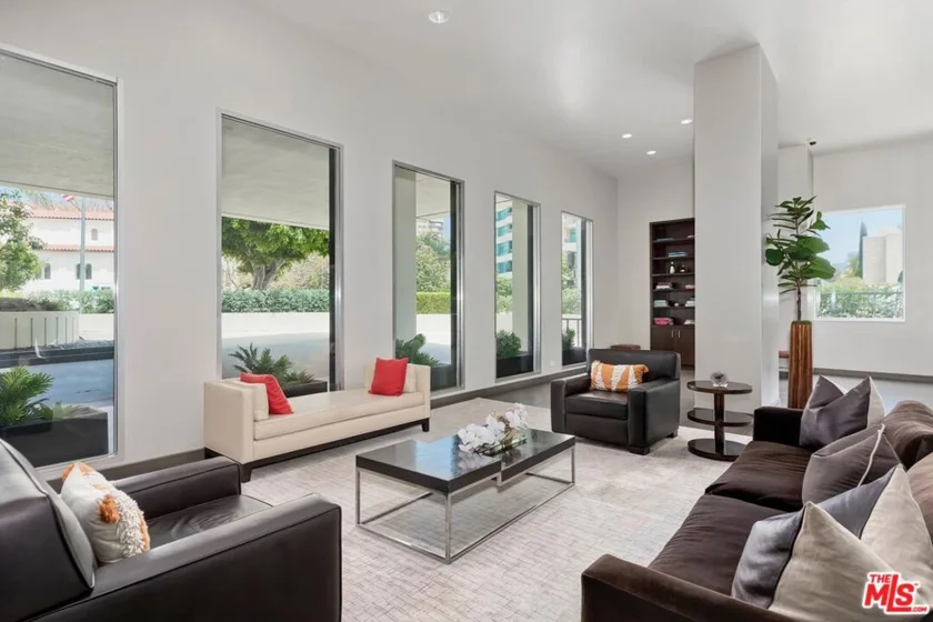 10501 Wilshire Boulevard #1810 photo 19