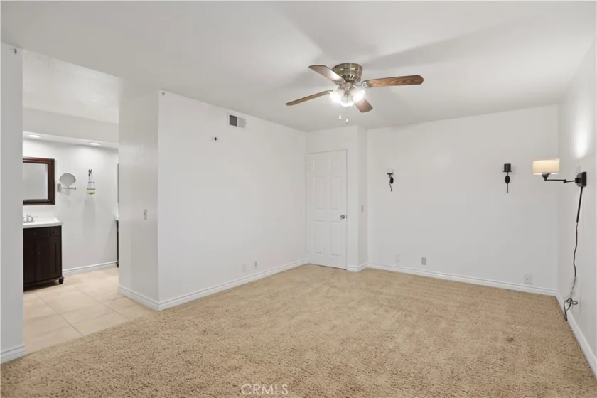 1676 Sumac photo 19