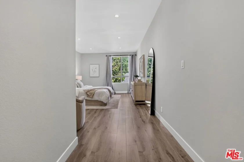 1509 Greenfield Avenue #207 photo 23