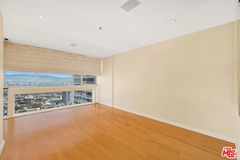 2220 Avenue Of The Stars #2203 photo 6