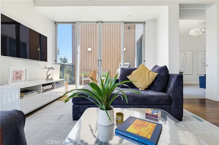 855 N Croft Avenue #302 photo 53