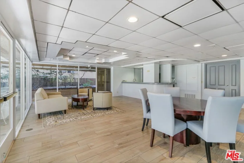 211 California Avenue #501 photo 35