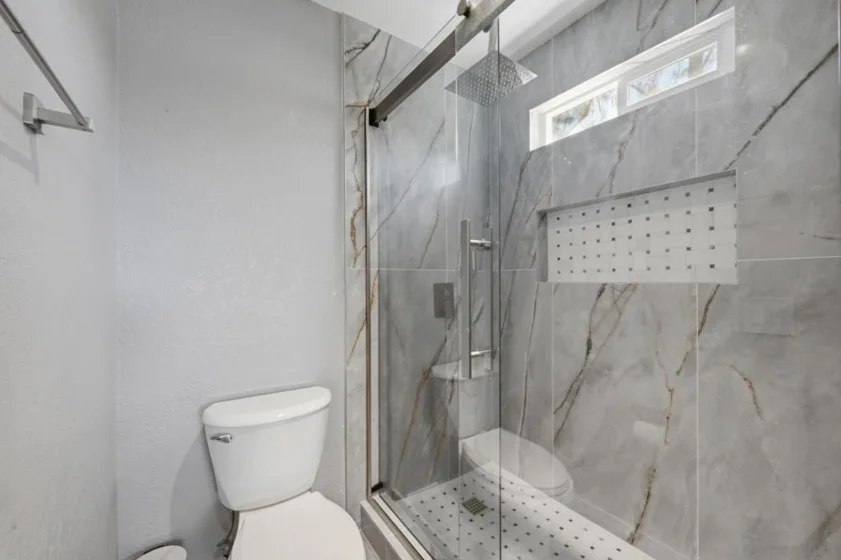 2055 Lakeridge #301 photo 28