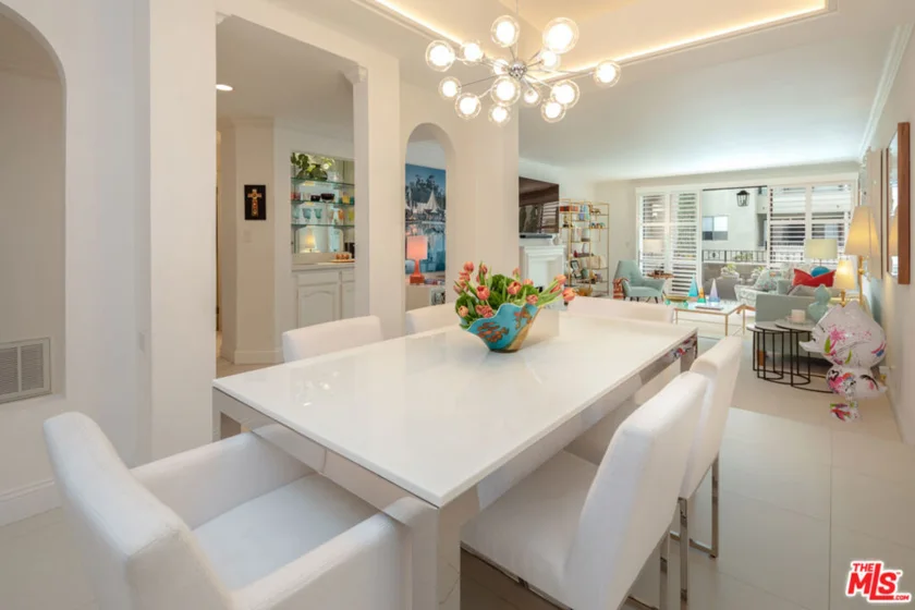 8455 Fountain Avenue #518 photo 10