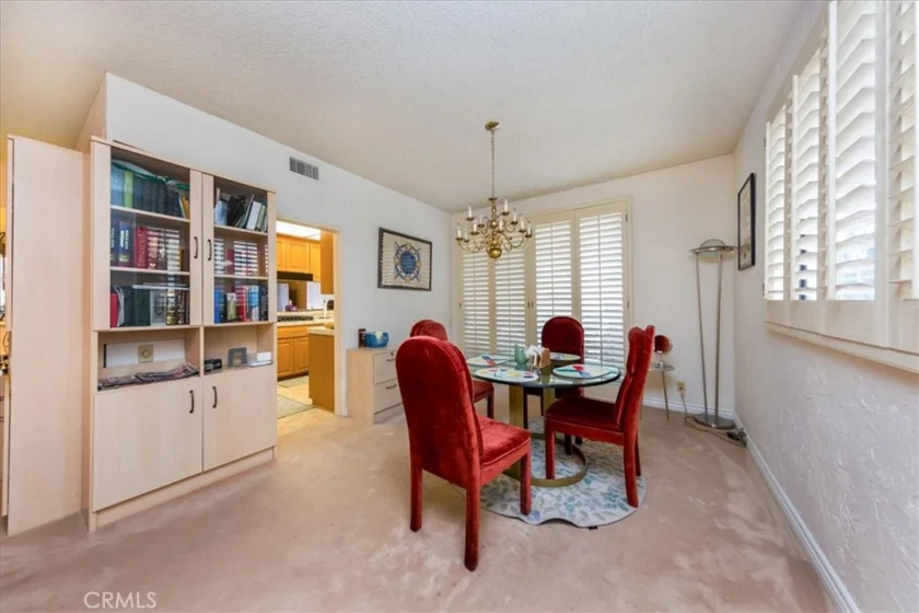 5310 Zelzah Unit 114 photo 5