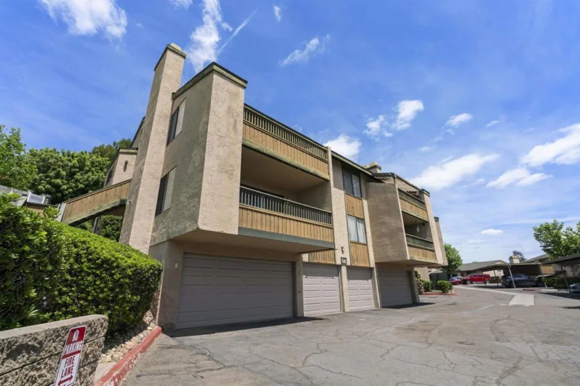 7780 Parkway Drive #1101 photo 1