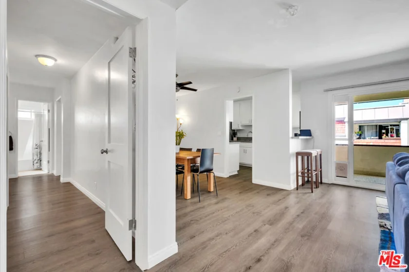 5674 Windsor Way #210 photo 19