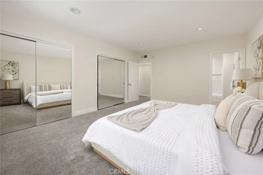 420 S Madison Avenue #301 photo 22