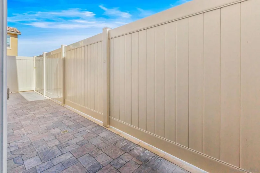 505 Pinedale photo 24