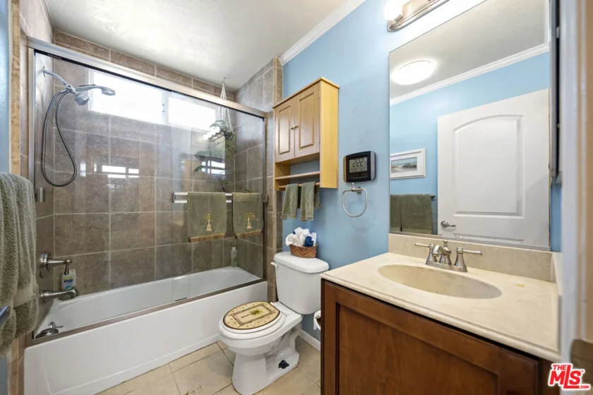 1100 Walnut Avenue #6 photo 8