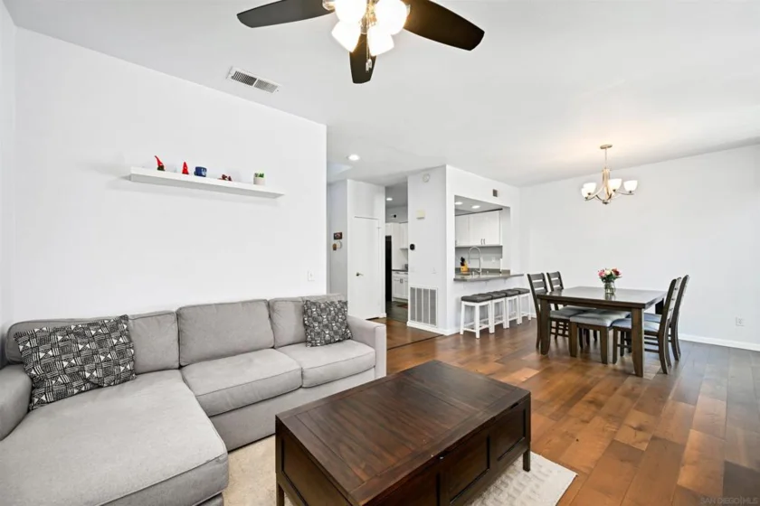 3811 Creststone photo 21