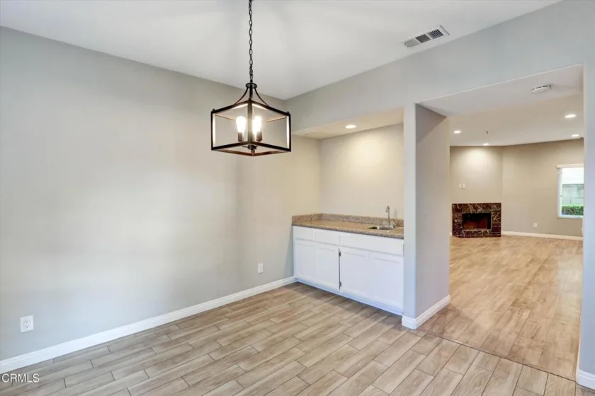 719 E Tujunga #D photo 17