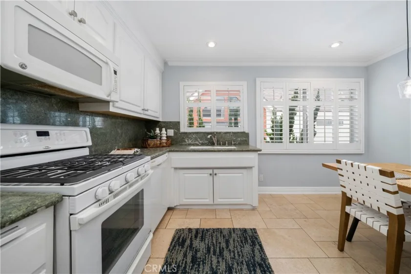 923 17th Street #4 photo 6