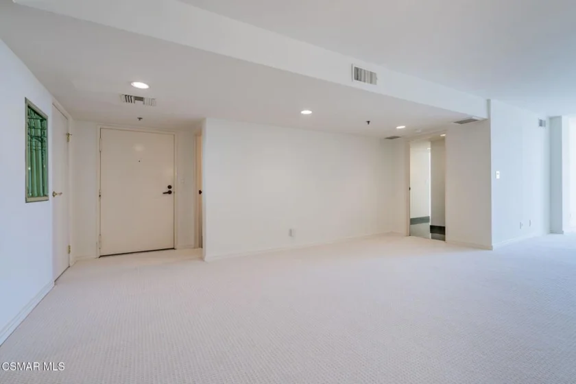 10660 Wilshire Boulevard #410 photo 39