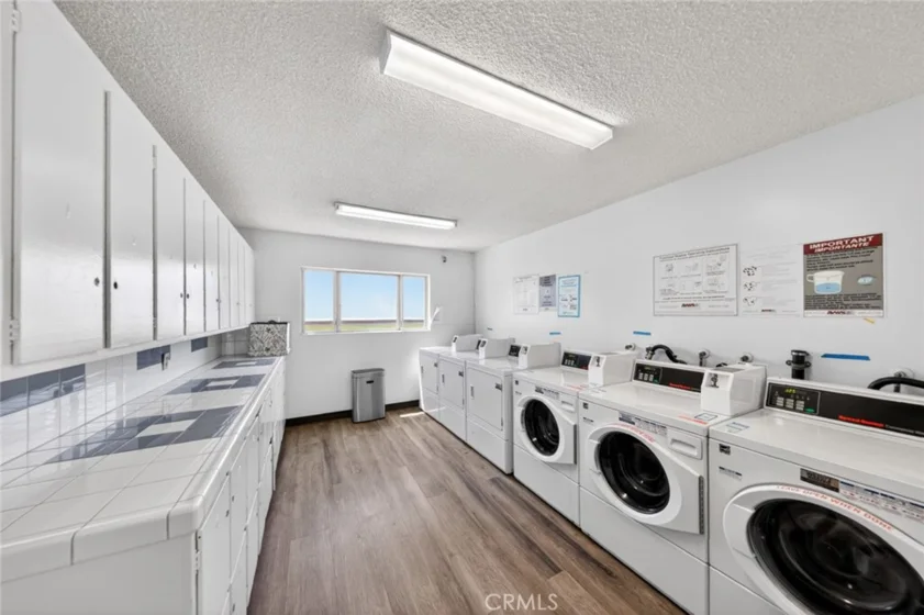 5300 Fairview photo 11