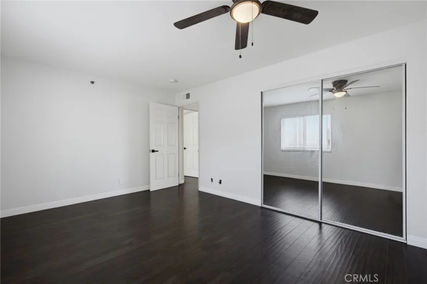 726 Elm Avenue #403 photo 23