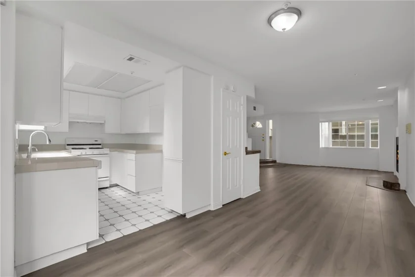 821 N Garfield Avenue #3 photo 6